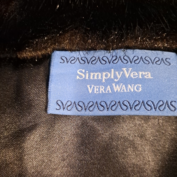 Simply vera vera Wang faux fur vest size XL 2 pockets - Picture 5 of 8